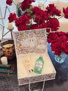 GIFT SET - Elvawell Shower Gel 250ml & Weilaiya Body Lotion & Gift Box